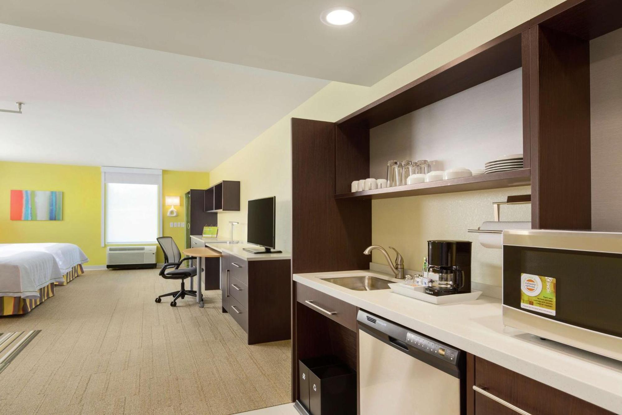 Home2 By Hilton Canton Hotel North Canton